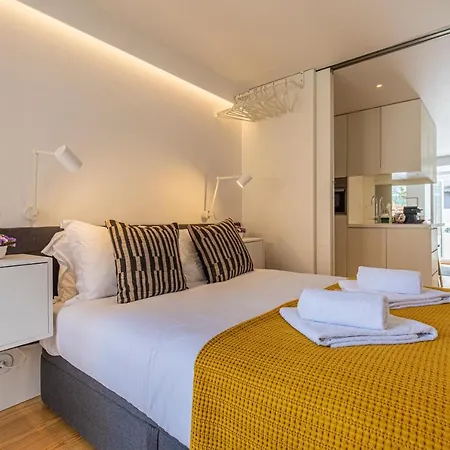 Apartamento Lovelystay - The Blue Pool House *